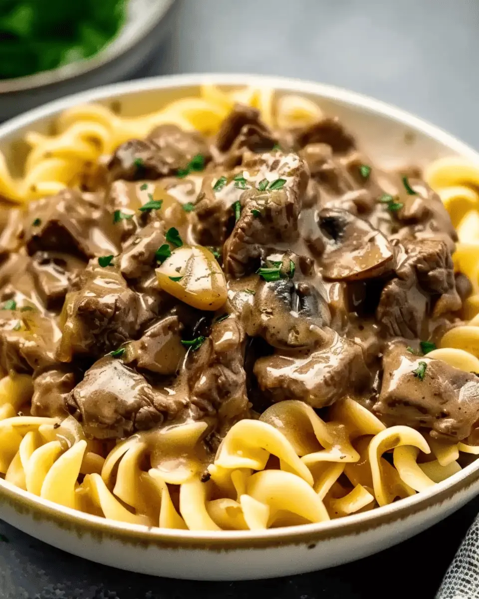 Beef Stroganoff: Easy Comfort with Egg Noodles and Turkey Bacon