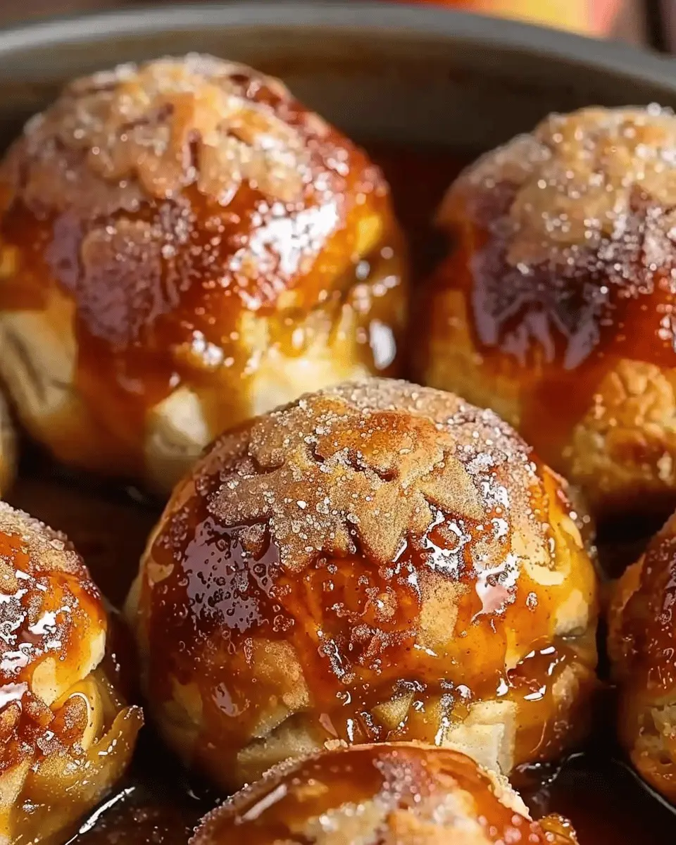 Mouthwatering Caramel Apple Pie Bombs: The Best Cozy Dessert