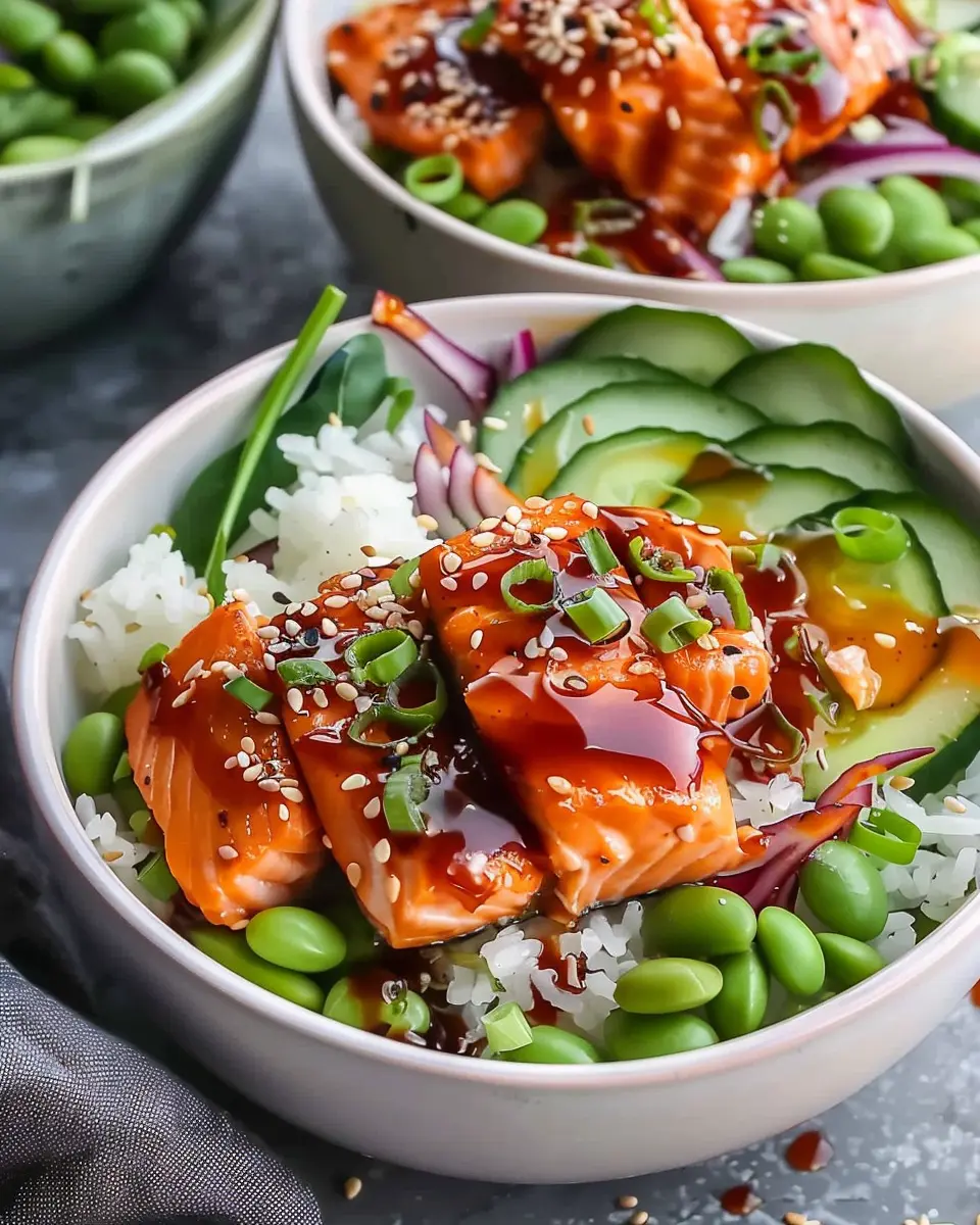 Honey Sriracha Salmon Bowls: Easy to Make and Full of Flavor