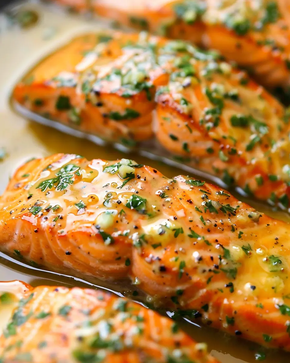 Garlic Butter Salmon: Easy Recipe for Juicy, Flavorful Meals
