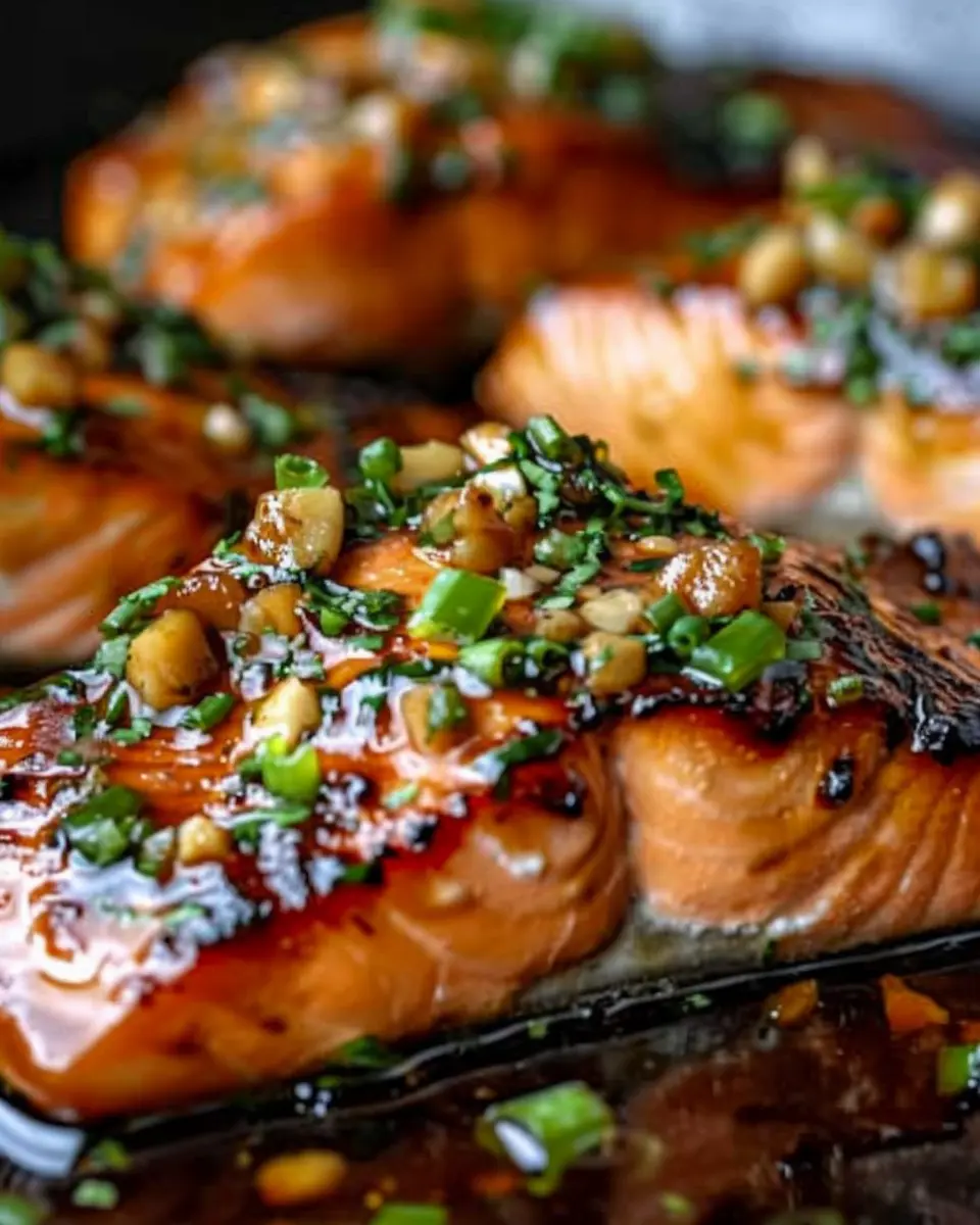 Easy Crispy Honey Garlic Glazed Salmon You’ll Want to Make Tonight